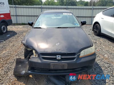 Piąte zdjęcie samochodu w środku: 2000 HONDA ACCORD LX VIN:1HGCG6651YA108262 - miniatura