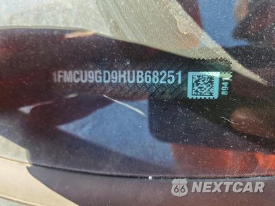 Zdjęcie 14 z 14 samochodu: 2017 FORD ESCAPE SE VIN:1FMCU9GD9HUB68251 - miniatura