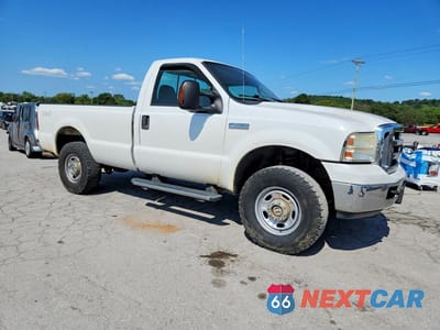 Czwarte zdjęcie samochodu z boku: 2005 FORD F250 SUPER DUTY VIN:1FTNF21515EA21072 - miniatura