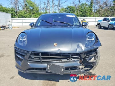 Piąte zdjęcie samochodu w środku: 2019 PORSCHE MACAN S VIN:WP1AB2A54KLB31727 - miniatura