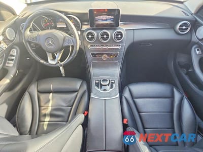 Zdjęcie 8 z 12 samochodu: 2017 MERCEDES-BENZ C 300 VIN:55SWF4JB1HU191441 - miniatura