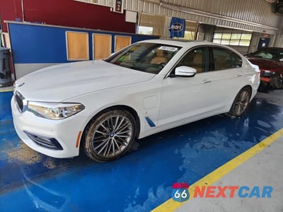 2018 BMW 530E WBAJA9C59JB249025 - główne zdjęcie licytacji z USA - miniatura