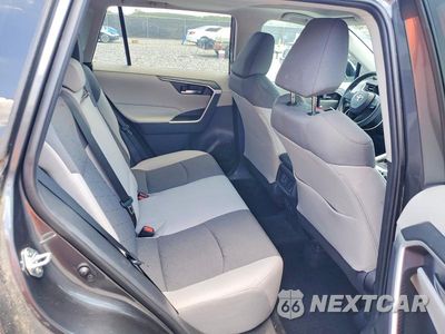 Zdjęcie 10 z 12 samochodu: 2021 TOYOTA RAV4 XLE VIN:2T3W1RFV8MC104821 - miniatura