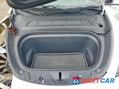 Zdjęcie 11 z 12 samochodu: 2023 TESLA MODEL Y VIN:7SAYGDEF1PF832951 - miniatura