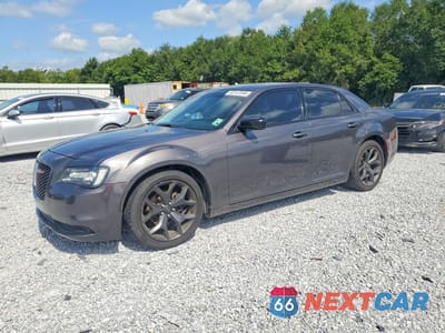 2020 CHRYSLER 300 TOURING 2C3CCAAG7LH172603 - główne zdjęcie licytacji z USA - miniatura