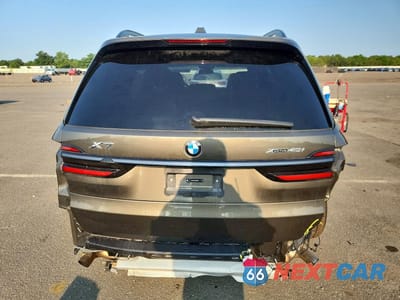Zdjęcie 6 z 14 samochodu: 2026 BMW X7 XDRIVE40I VIN:5UX23EM02T9309054 - miniatura