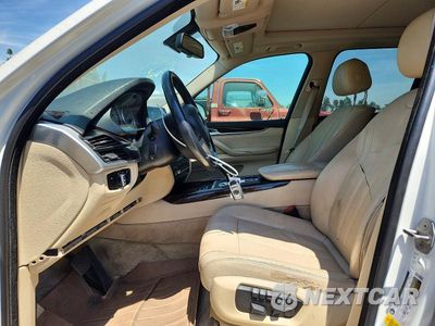 Zdjęcie 7 z 12 samochodu: 2015 BMW X5 SDRIVE35I VIN:5UXKR2C54F0H38282 - miniatura