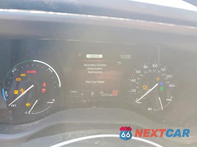 Zdjęcie 9 z 13 samochodu: 2025 TOYOTA SIENNA LE VIN:5TDKRKEC9SS225188 - miniatura