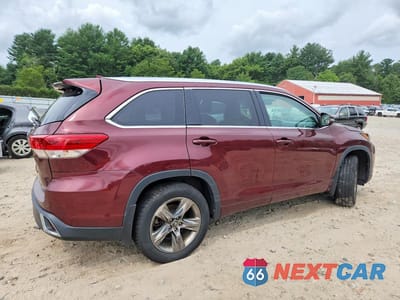 Trzecie zdjęcie samochodu z tyłu: 2017 TOYOTA HIGHLANDER LIMITED PLATINUM VIN:5TDDZRFH4HS456729 - miniatura