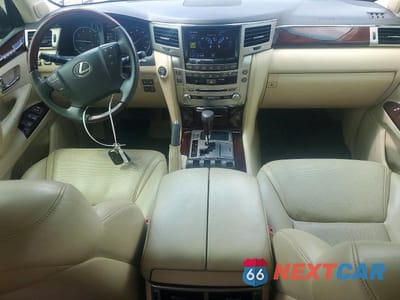Zdjęcie 8 z 13 samochodu: 2013 LEXUS LX 570 VIN:JTJHY7AX2D4092675 - miniatura