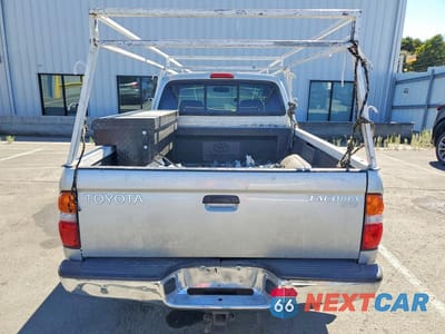 Zdjęcie 6 z 13 samochodu: 2001 TOYOTA TACOMA XTRACAB VIN:5TEVL52N21Z865797 - miniatura