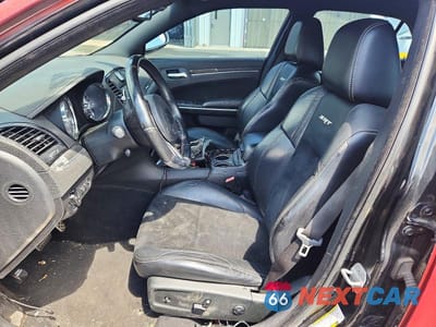 Zdjęcie 7 z 13 samochodu: 2013 CHRYSLER 300 SRT-8 VIN:2C3CCAFJ2DH513220 - miniatura