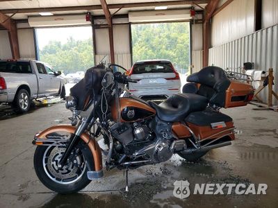 Trzecie zdjęcie samochodu z tyłu: 2008 HARLEY-DAVIDSON FLHTCUI 105TH ANNIVERSARY EDITION VIN:1HD1FC4408Y603205 - miniatura