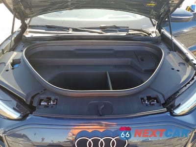 Zdjęcie 12 z 13 samochodu: 2025 AUDI Q6 E-TRON PREMIUM PLUS VIN:WA124BGF0SA077414 - miniatura