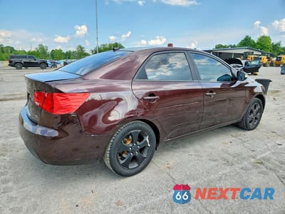 Trzecie zdjęcie samochodu z tyłu: 2010 KIA FORTE EX VIN:KNAFU4A20A5128858 - miniatura