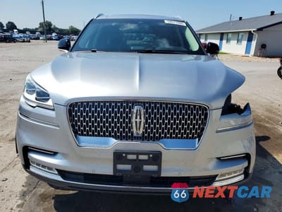 Piąte zdjęcie samochodu w środku: 2020 LINCOLN AVIATOR RESERVE VIN:5LM5J7XC9LGL21129 - miniatura