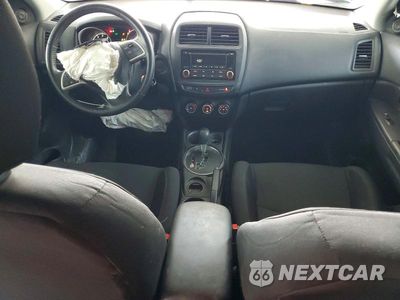 Zdjęcie 8 z 14 samochodu: 2015 MITSUBISHI OUTLANDER SPORT ES VIN:4A4AP3AU2FE002761 - miniatura