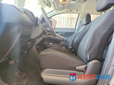 Zdjęcie 7 z 13 samochodu: 2009 SCION XD BASE VIN:JTKKU10499J045346 - miniatura