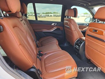 Zdjęcie 11 z 14 samochodu: 2024 BMW X7 XDRIVE40I VIN:5UX23EM0XR9S52918 - miniatura