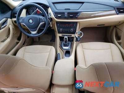 Zdjęcie 8 z 12 samochodu: 2013 BMW X1 XDRIVE28I VIN:WBAVL1C54DVR92482 - miniatura