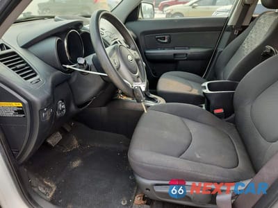Zdjęcie 7 z 14 samochodu: 2011 KIA SOUL + VIN:KNDJT2A26B7272831 - miniatura