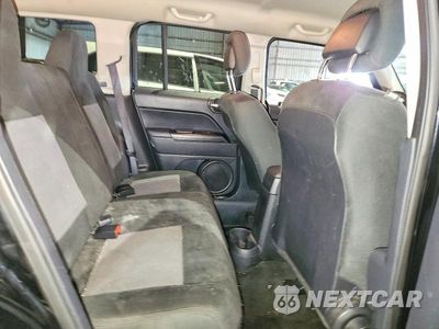 Zdjęcie 11 z 13 samochodu: 2017 JEEP PATRIOT SPORT VIN:1C4NJPBA4HD145662 - miniatura