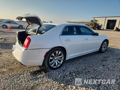 Trzecie zdjęcie samochodu z tyłu: 2018 CHRYSLER 300 TOURING VIN:2C3CCAAG9JH249744 - miniatura