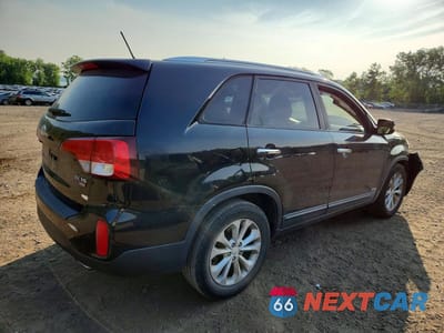Czwarte zdjęcie samochodu z boku: 2014 KIA SORENTO EX VIN:5XYKUDA76EG430343 - miniatura