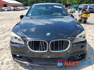 Piąte zdjęcie samochodu w środku: 2012 BMW 750 LXI VIN:WBAKC8C50CC436451 - miniatura