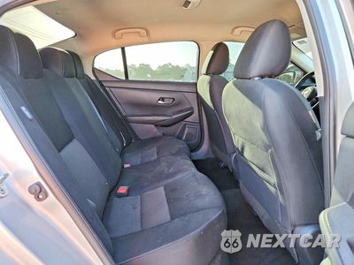 Zdjęcie 10 z 13 samochodu: 2023 NISSAN SENTRA SV VIN:3N1AB8CV4PY269738 - miniatura