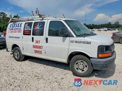 Czwarte zdjęcie samochodu z boku: 2014 CHEVROLET EXPRESS G2500 VIN:1GCWGFBA7E1100046 - miniatura