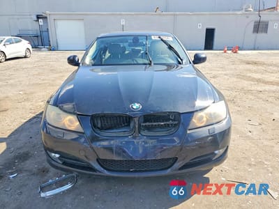 Piąte zdjęcie samochodu w środku: 2011 BMW 328 XI SULEV VIN:WBAPK5G58BNN79796 - miniatura