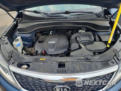 Zdjęcie 12 z 13 samochodu: 2015 KIA SORENTO LX VIN:5XYKTDA69FG564016 - miniatura