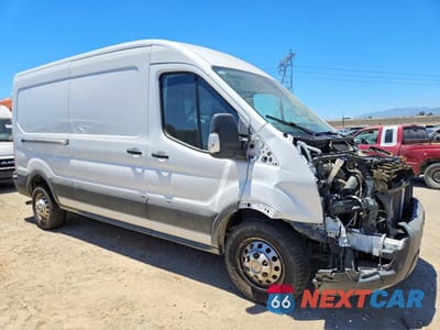 Czwarte zdjęcie samochodu z boku: 2024 FORD TRANSIT T-350 VIN:1FTBW2CG7RKA50052 - miniatura