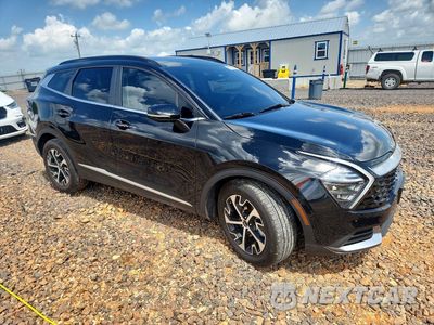 Czwarte zdjęcie samochodu z boku: 2025 KIA SPORTAGE EX VIN:5XYK33DF3SG292465 - miniatura