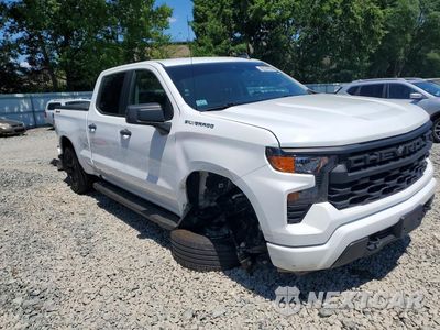 Czwarte zdjęcie samochodu z boku: 2023 CHEVROLET SILVERADO K1500 CUSTOM VIN:1GCPDBEK7PZ141081 - miniatura