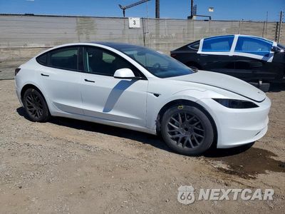 Czwarte zdjęcie samochodu z boku: 2025 TESLA MODEL 3 VIN:5YJ3E1EA0SF075968 - miniatura