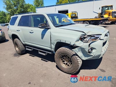 Czwarte zdjęcie samochodu z boku: 2023 TOYOTA 4RUNNER TRD OFF-ROAD PREMIUM VIN:JTERU5JR8P6197332 - miniatura