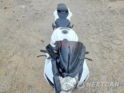 Piąte zdjęcie samochodu w środku: 2020 SUZUKI GSX-R750 VIN:JS1GR7MA4L7100575 - miniatura