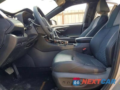 Zdjęcie 7 z 13 samochodu: 2024 TOYOTA RAV4 VIN:JTME6RFV8RJ061504 - miniatura