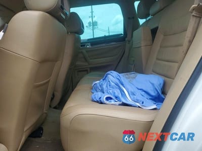 Zdjęcie 10 z 12 samochodu: 2010 VOLKSWAGEN TOUAREG V6 VIN:WVGBF7A95AD004354 - miniatura