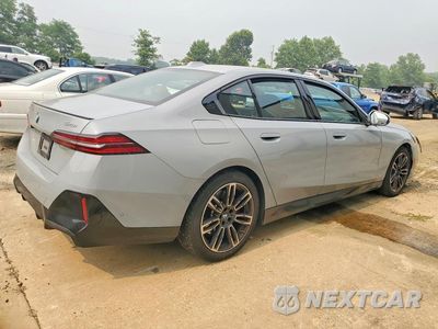 Trzecie zdjęcie samochodu z tyłu: 2024 BMW 540 XI VIN:WBA63FJ04RCR06759 - miniatura