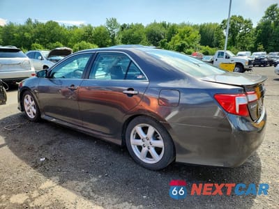 Drugie zdjęcie samochodu z przodu: 2014 TOYOTA CAMRY LE VIN:4T4BF1FK4ER338279 - miniatura