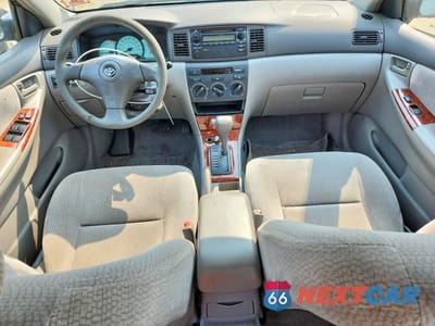 Zdjęcie 8 z 12 samochodu: 2003 TOYOTA COROLLA LE VIN:2T1BR32E73C112765 - miniatura