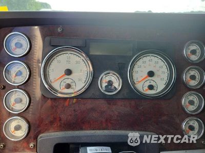 Zdjęcie 9 z 13 samochodu: 2015 FREIGHTLINER 122SD VIN:3AKJGND11FDGR4029 - miniatura