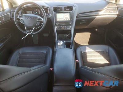 Zdjęcie 8 z 13 samochodu: 2018 FORD FUSION SE VIN:3FA6P0HD0JR179032 - miniatura