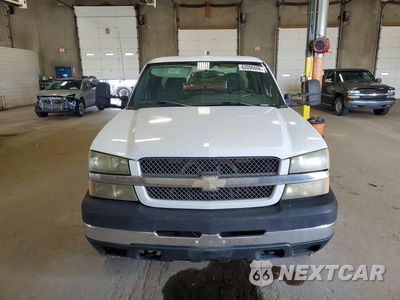Piąte zdjęcie samochodu w środku: 2004 CHEVROLET SILVERADO K2500 HEAVY DUTY VIN:1GCHK29204E338293 - miniatura