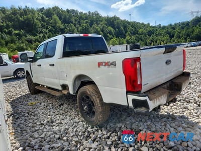 Drugie zdjęcie samochodu z przodu: 2026 FORD F350 SUPER DUTY VIN:1FT8W3BN4TEC25122 - miniatura
