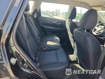 Zdjęcie 11 z 13 samochodu: 2017 NISSAN ROGUE S VIN:KNMAT2MT9HP608579 - miniatura
