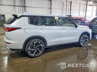 Trzecie zdjęcie samochodu z tyłu: 2023 MITSUBISHI OUTLANDER SE VIN:JA4J4UA86PZ013422 - miniatura